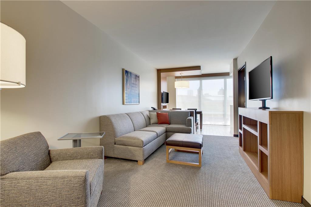 Hyatt Place Milwaukee Downtown - photo 5