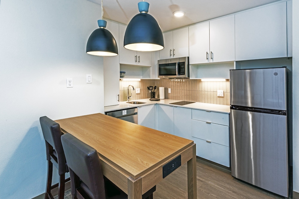 Staybridge Suites Portland by IHG - photo 15
