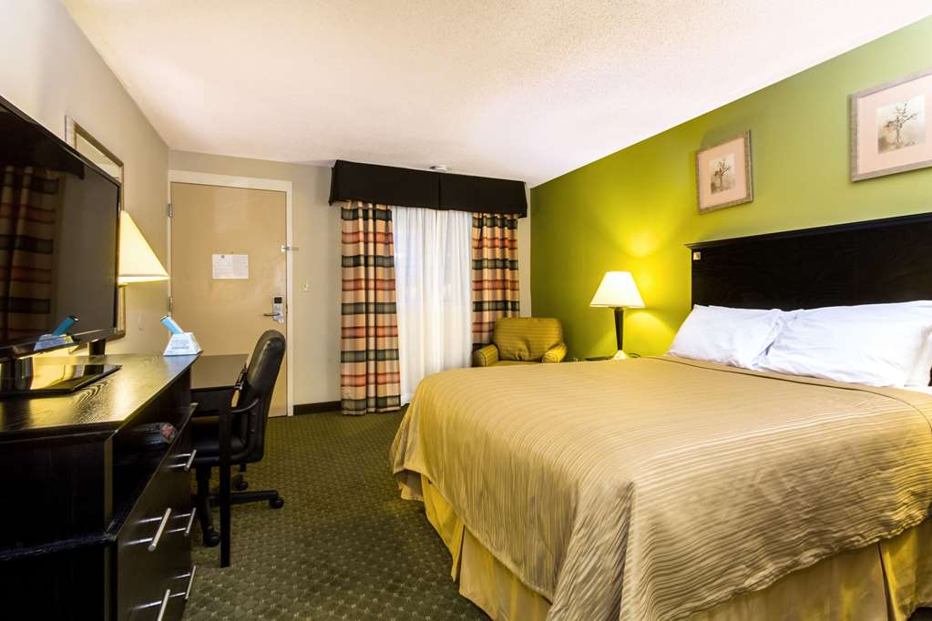 Quality Inn & Suites Moline Quad Cities - photo 11
