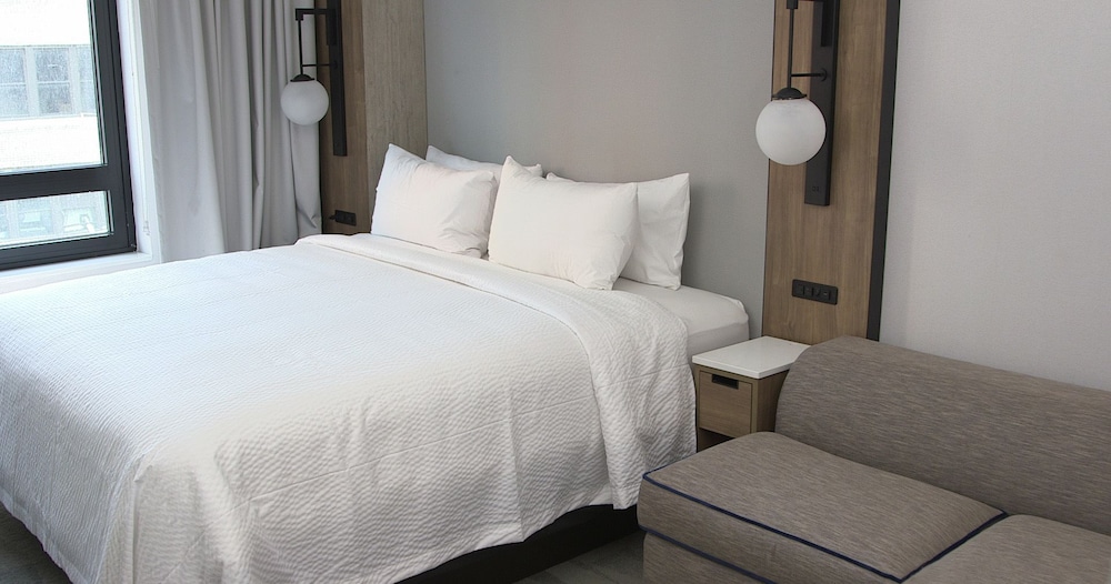 Fairfield Inn & Suites New York Manhattan Times Square South - photo 8