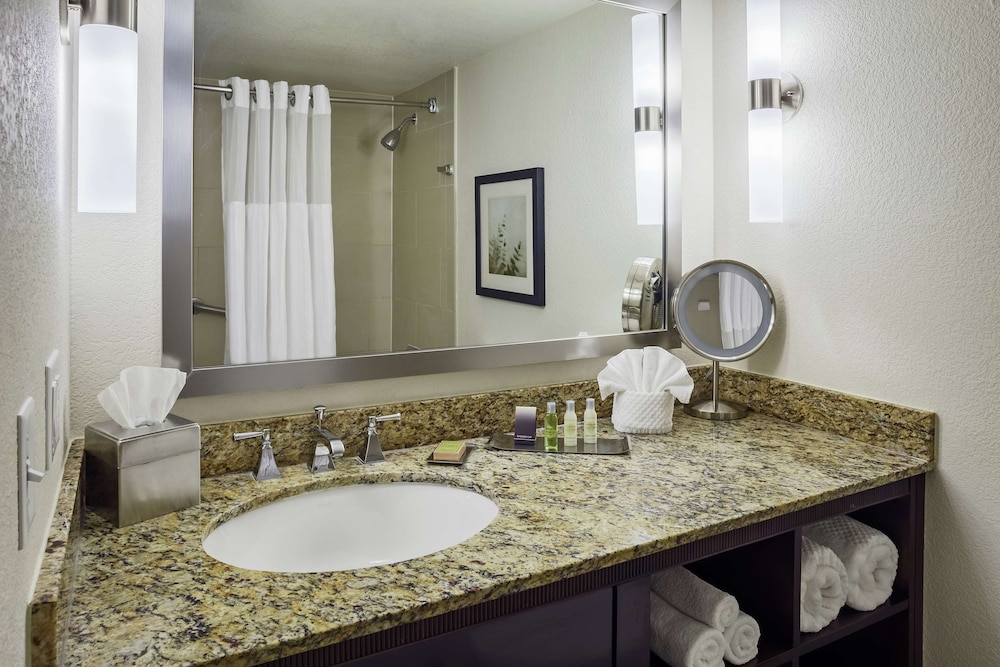DoubleTree by Hilton San Antonio Downtown - photo 14