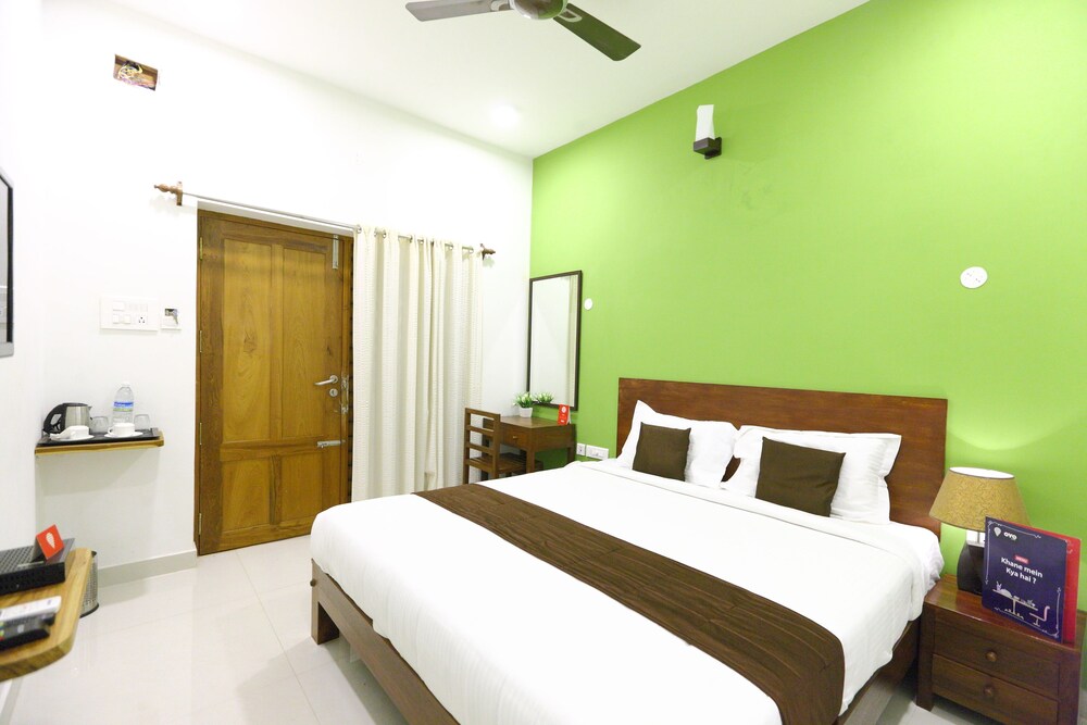 Oyo 8229 Marine Drive — Puducherry