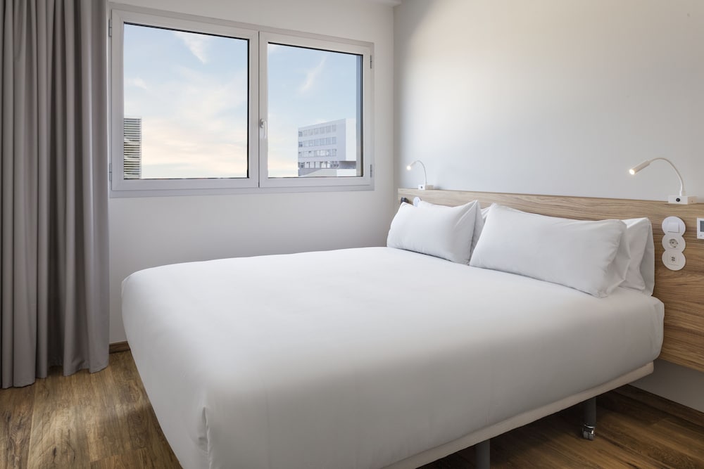 B&B Hotel Lisboa Aeroporto - carbon neutral hotel in Lisbon