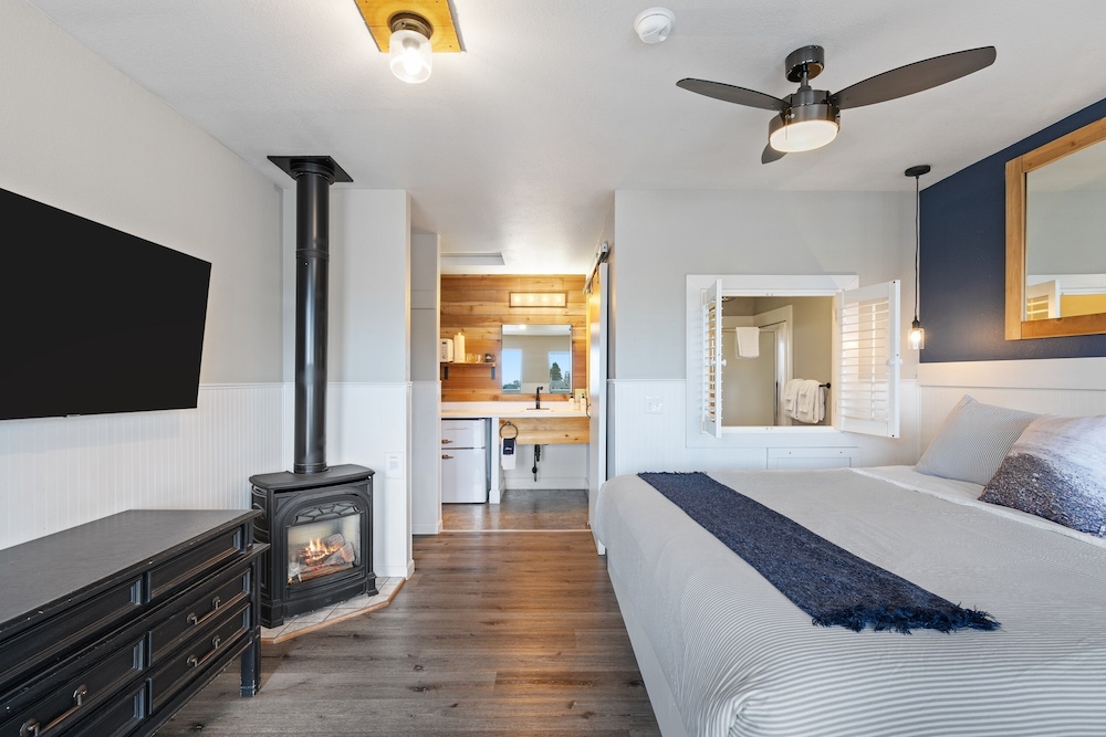 Boardwalk Cottages - photo 27