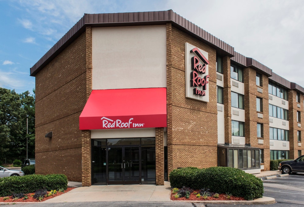 Red Roof Inn Raleigh Southwest Cary - photo 23