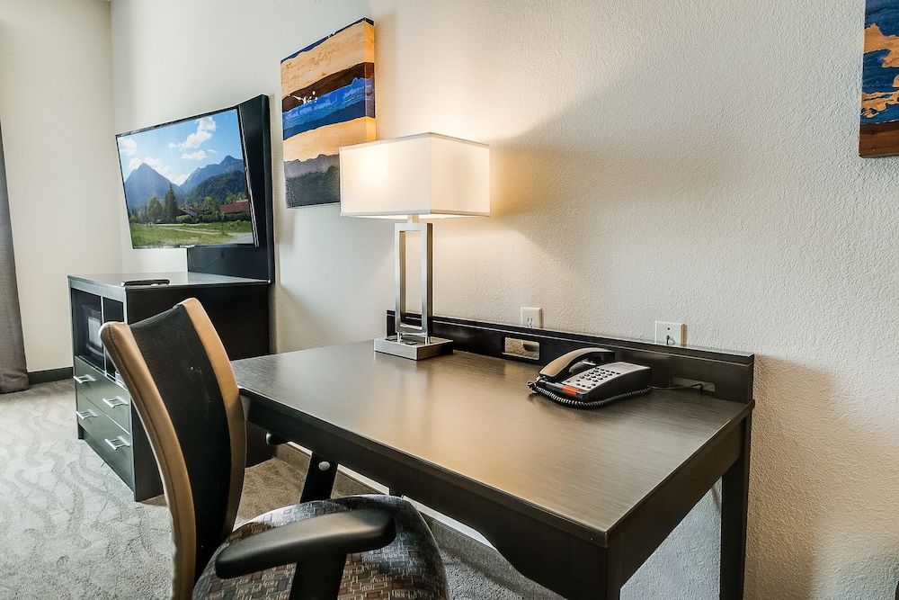 Holiday Inn Longview North by IHG - photo 12
