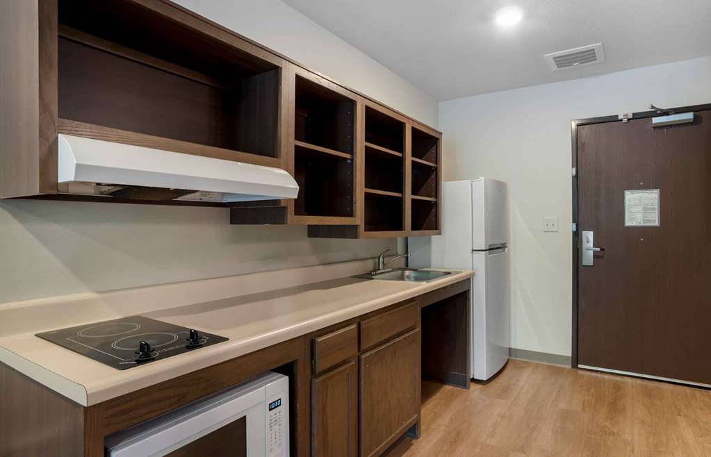 Extended Stay America Select Suites Wildwood The Villages - photo 16