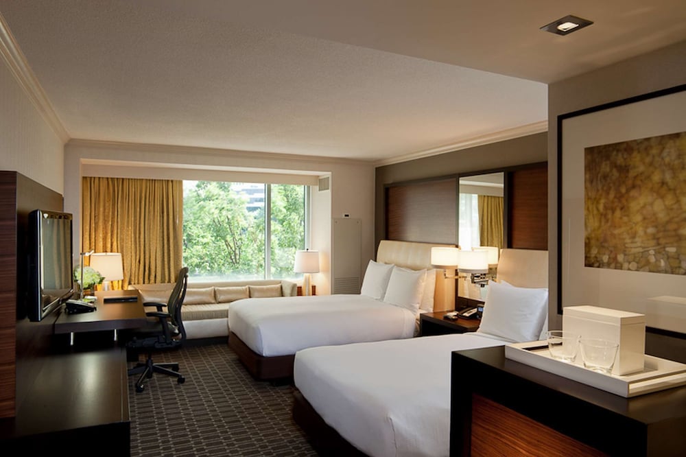 Hilton McLean Tysons Corner - photo 20