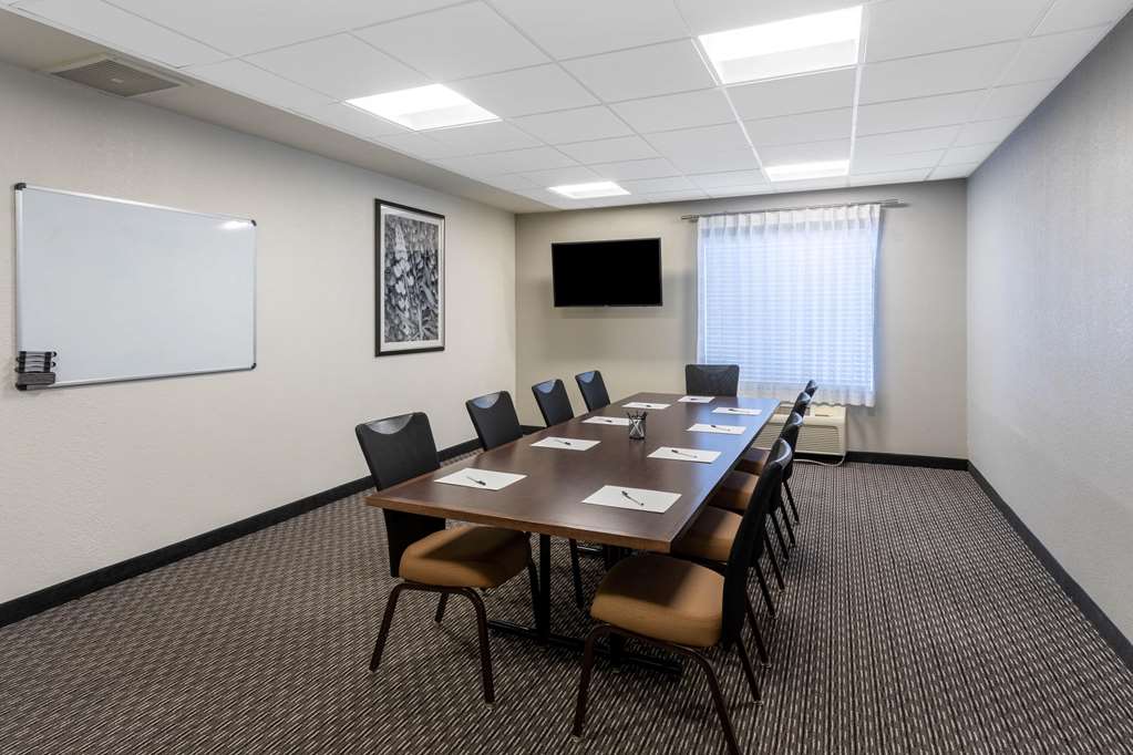 La Quinta Inn & Suites by Wyndham Denver Boulder Louisville - photo 23