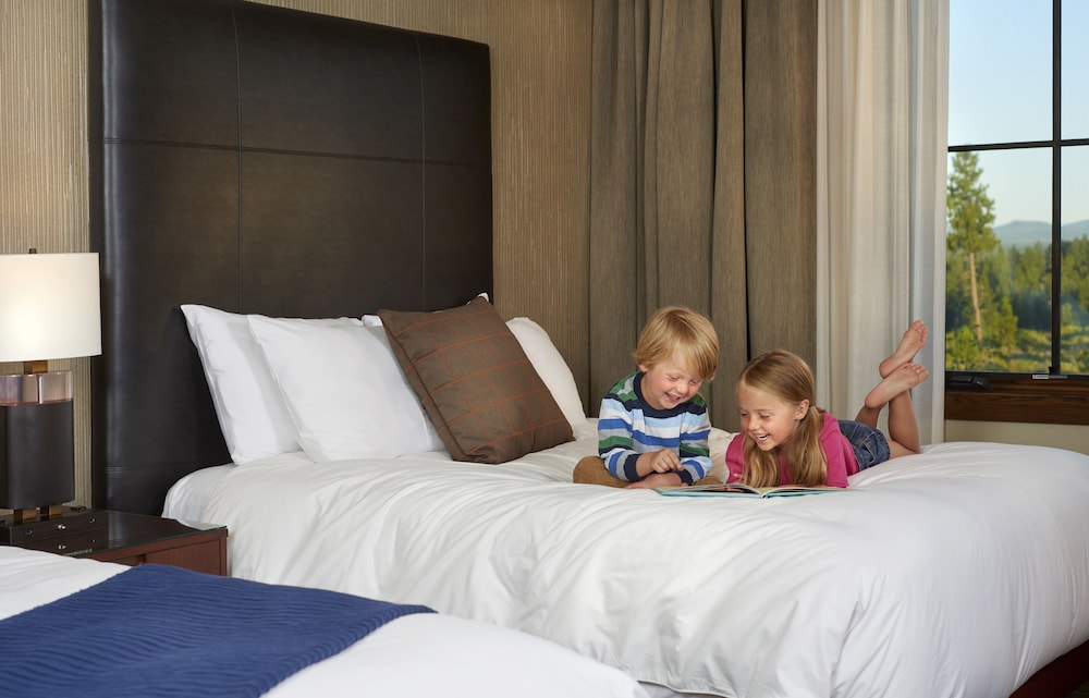 Tetherow Resort - photo 3