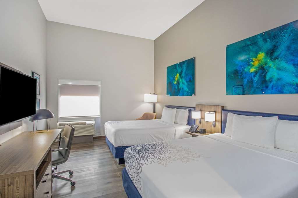 La Quinta Inn & Suites by Wyndham Miramar Beach Destin - photo 15