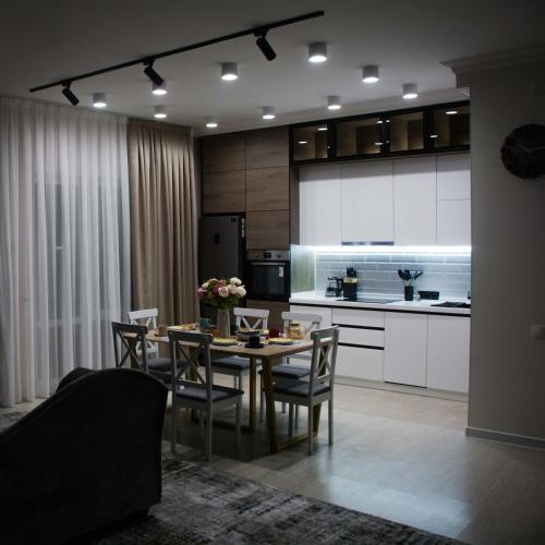 Deluxe Apartment Tamerlan Residence — 4-Star Luxury Hotel in Shymkent, Kazakhstan