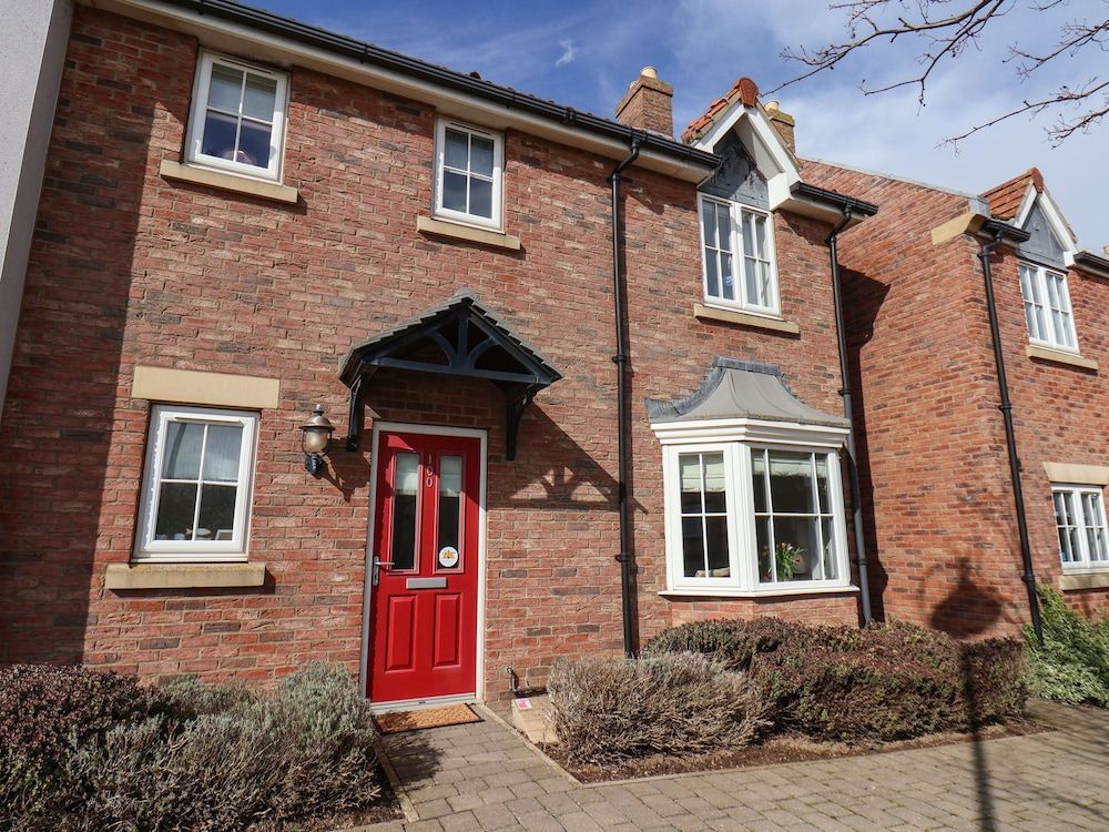 Sandcastle Cottage — 4-Star Luxury Hotel in Scarborough, United Kingdom