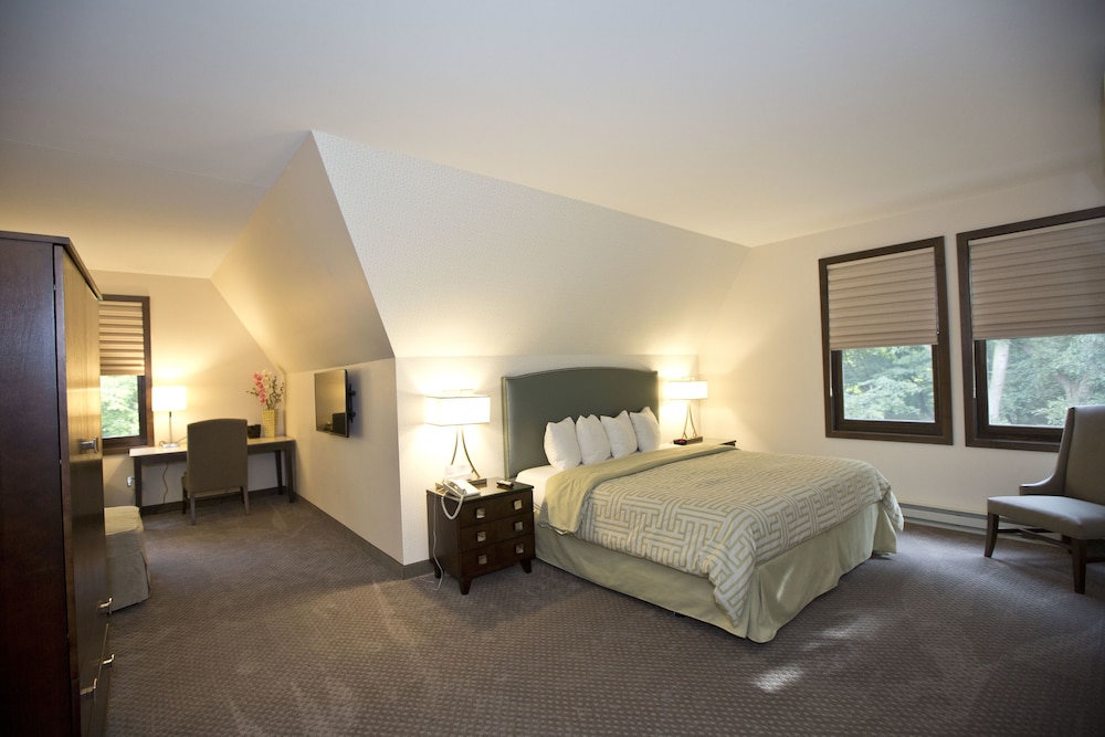 The Inn at Shattuck St. Mary's - photo 6