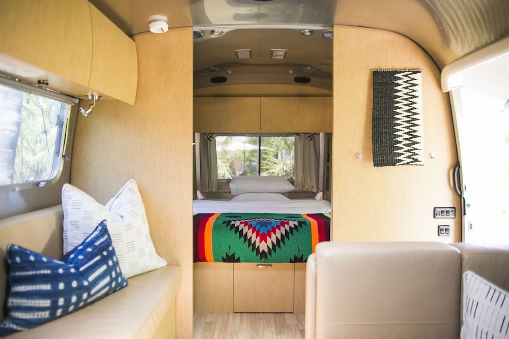 Caravan Outpost - photo 13
