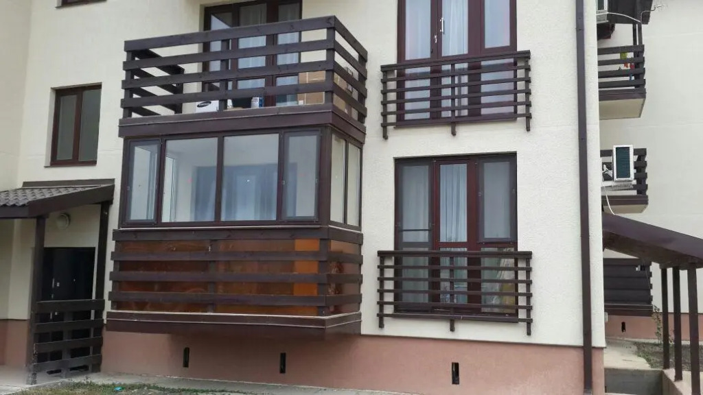 Solntse - carbon neutral hotel in Sukko