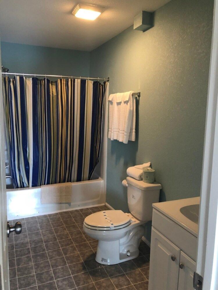 Avon Motel - photo 24