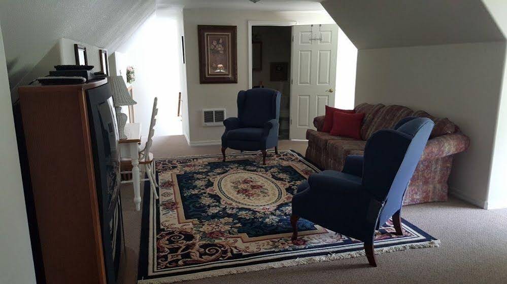 Ring Dove Inn - photo 10