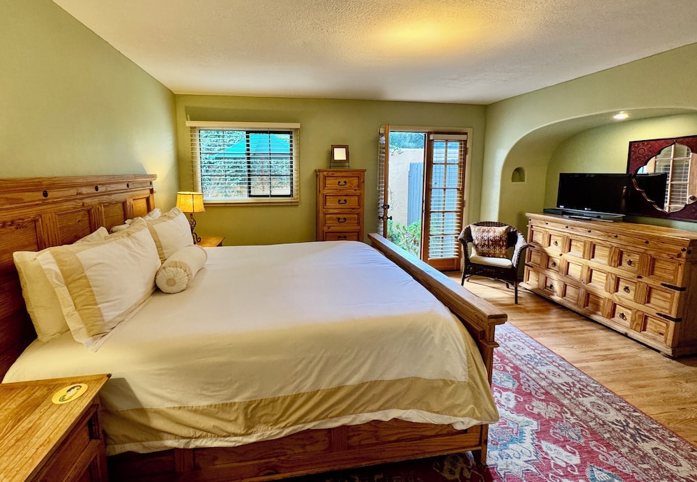 Blue Iguana Inn - photo 6
