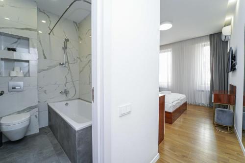 Hotel type rooms on avenue Melikishvili city center