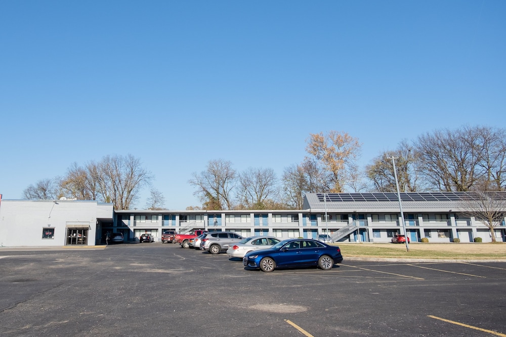 Envi Boutique Hotel Henderson Evansville South - photo 126