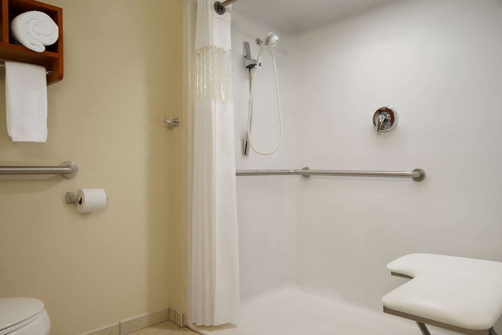 Hampton Inn Lehighton Jim Thorpe - photo 17