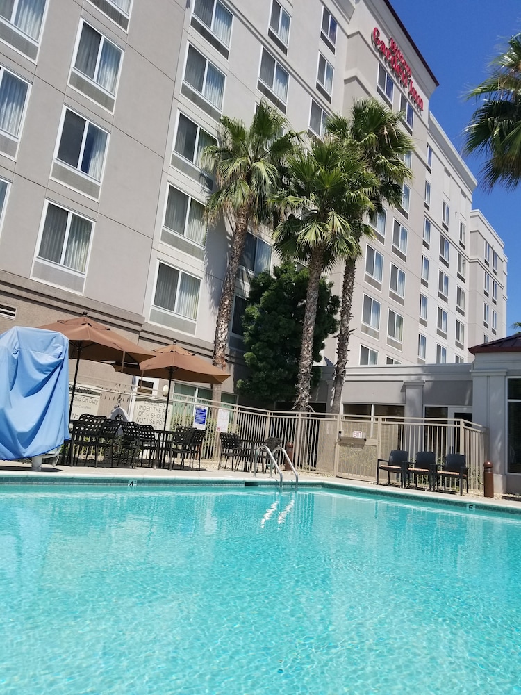 Hilton Garden Inn Oxnard Camarillo - photo 41