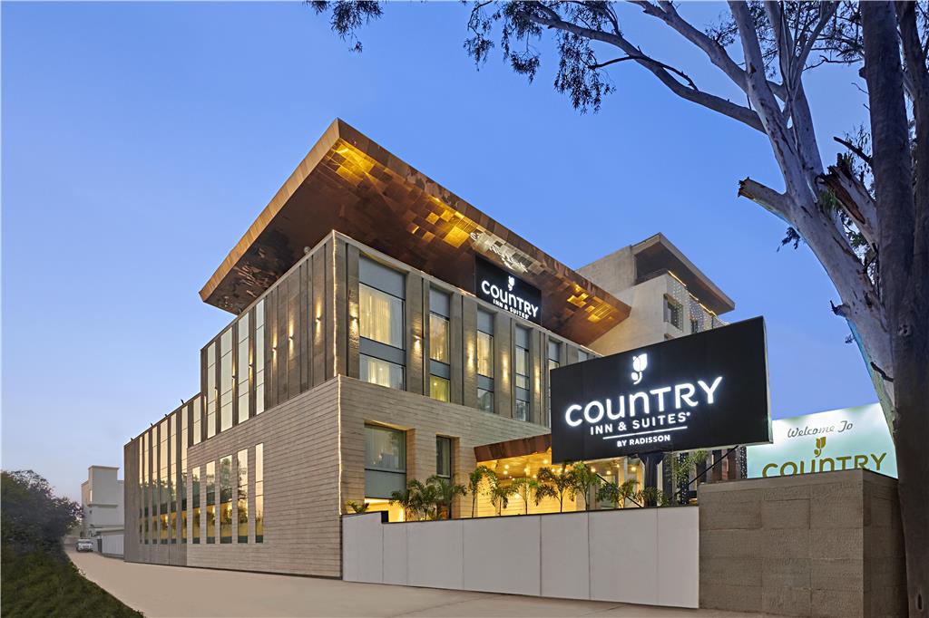 Country Inn & Suites by Radisson Zirakpur in Basi, India