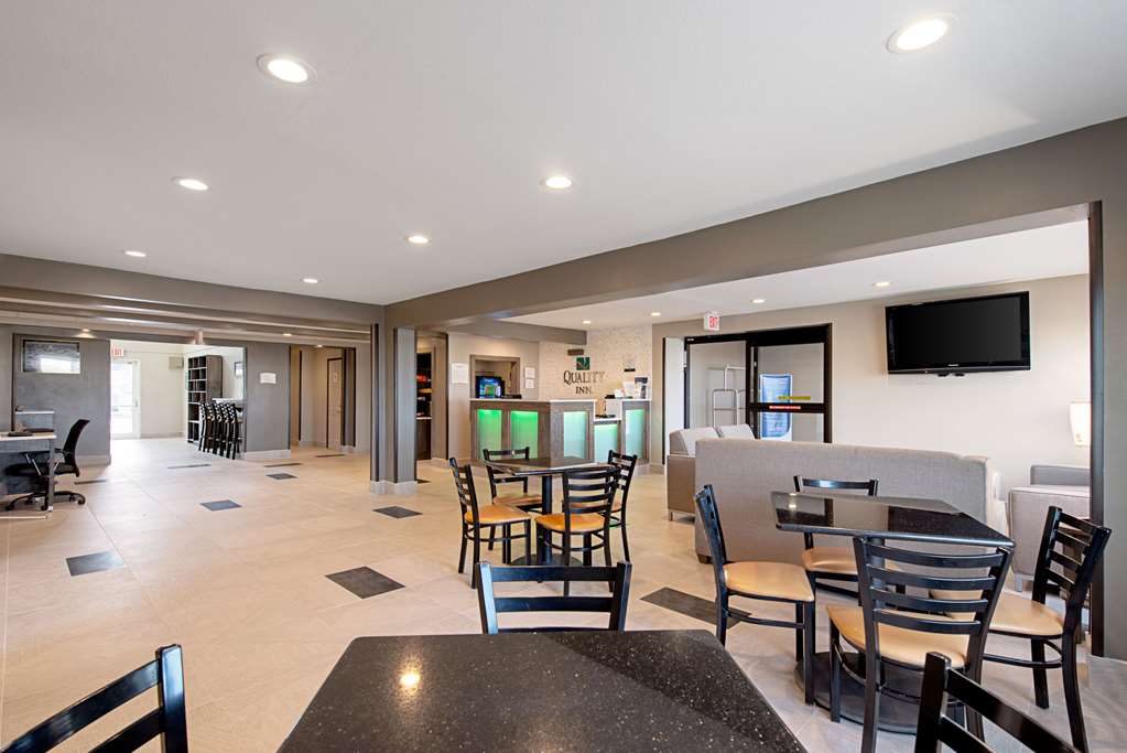 Quality Inn Mishawaka South Bend - photo 25