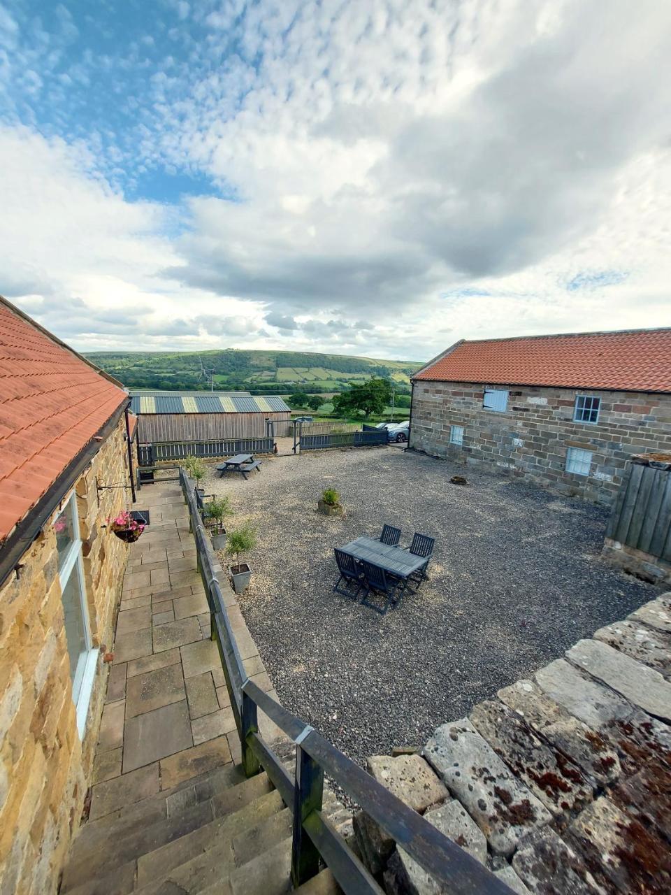 Luddie's Country Cottages Rose Cottage