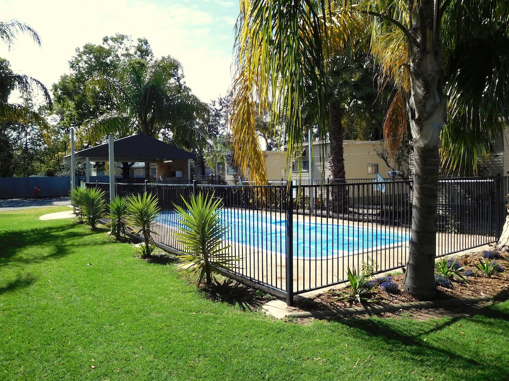 Narrabri Motel and Caravan Park — hotel in Narrabri