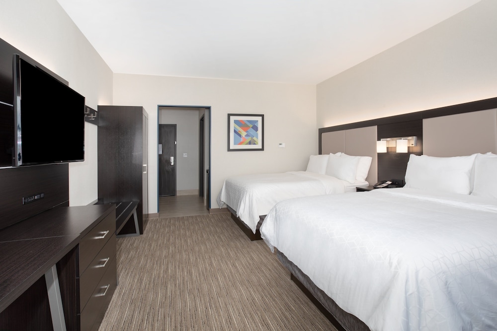 Holiday Inn Express & Suites Ely by IHG - photo 9