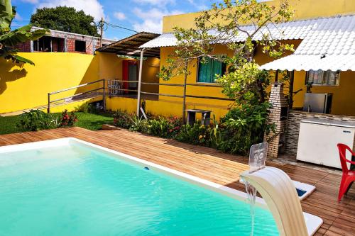 Casa aconchegante com piscina em Camacari BA — 4-Star Luxury Hotel in Camacari, Brasil