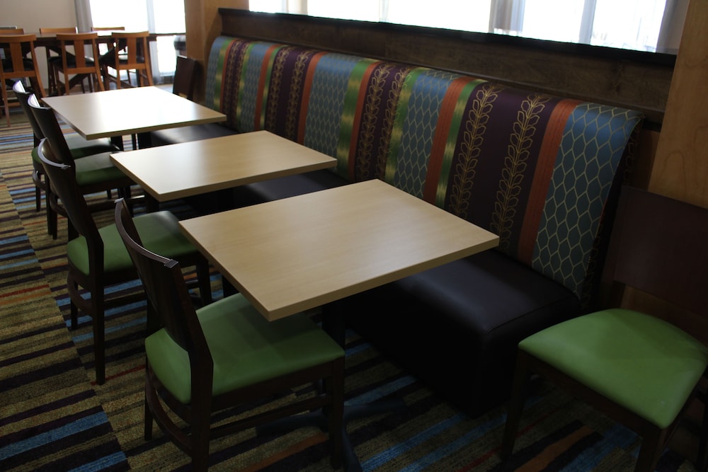 Fairfield Inn & Suites by Marriott Kansas City Liberty - photo 76