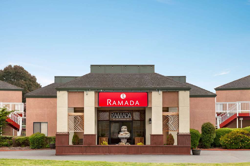 Ramada by Wyndham Arcata — Arcata — photo 2