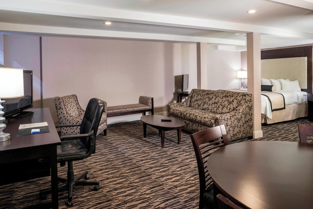 Fairfield Inn & Suites by Marriott Keene Downtown - photo 12