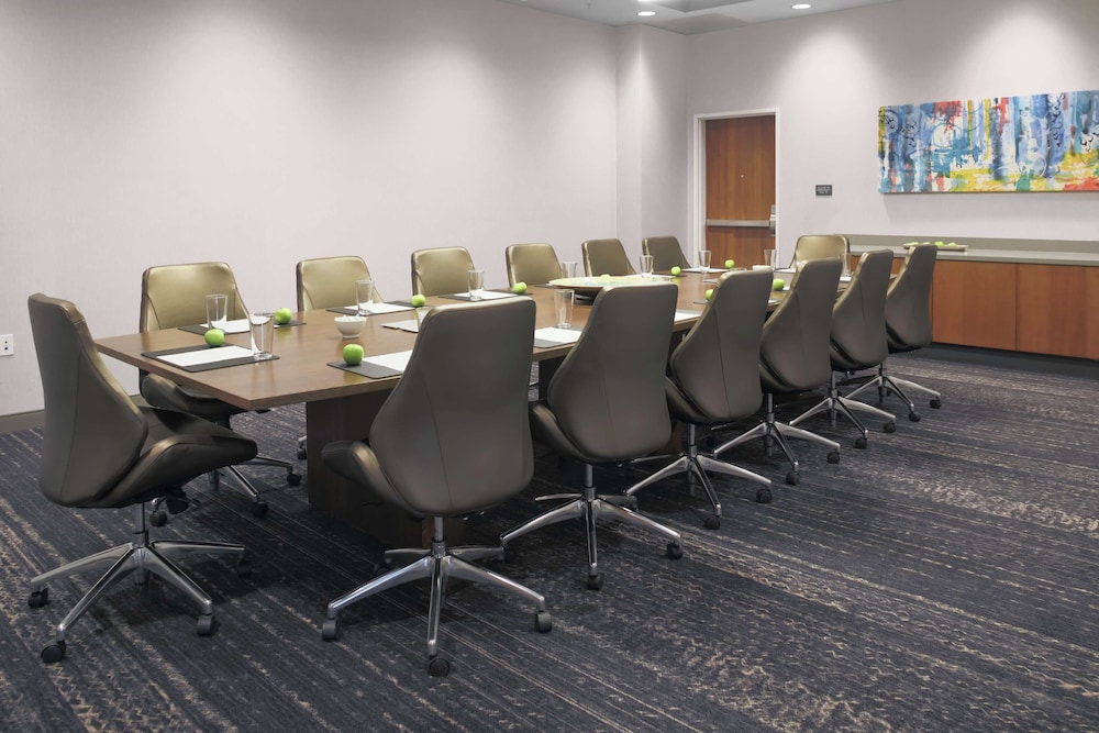 Hilton Garden Inn Denver Thornton - photo 40