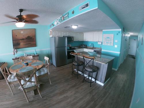 Beautiful Oceanfront Condo 110 — 4-Star Luxury Hotel in Myrtle Beach, United States