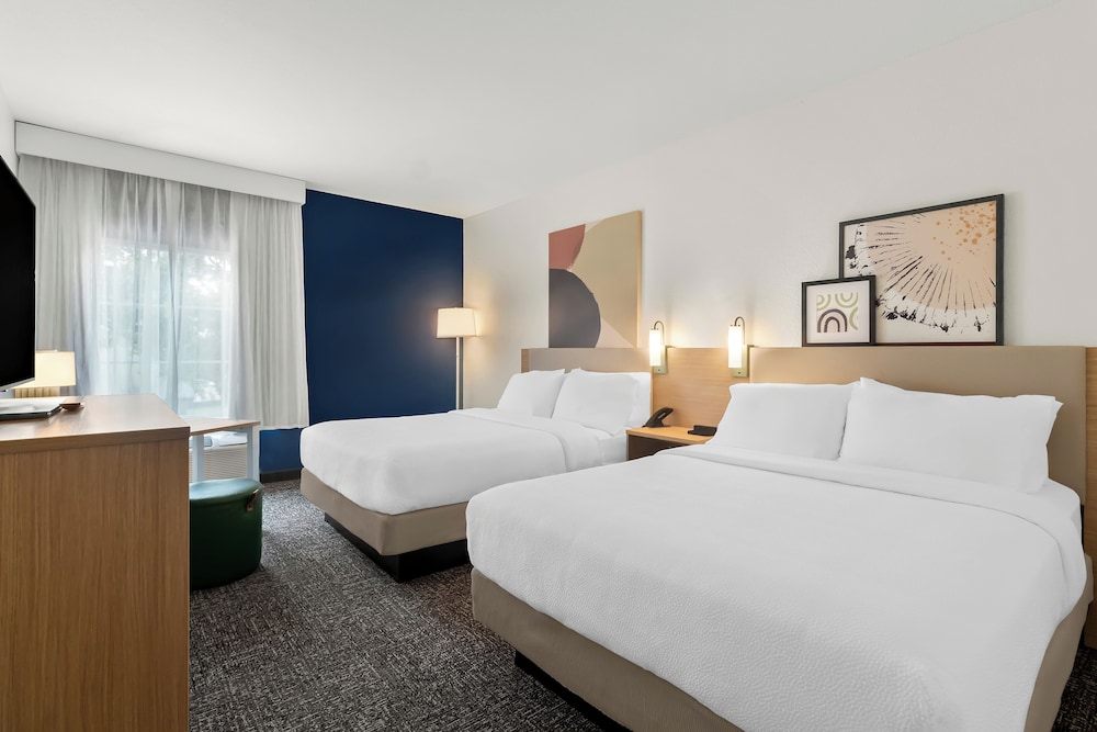 Spark by Hilton Missouri City - photo 12