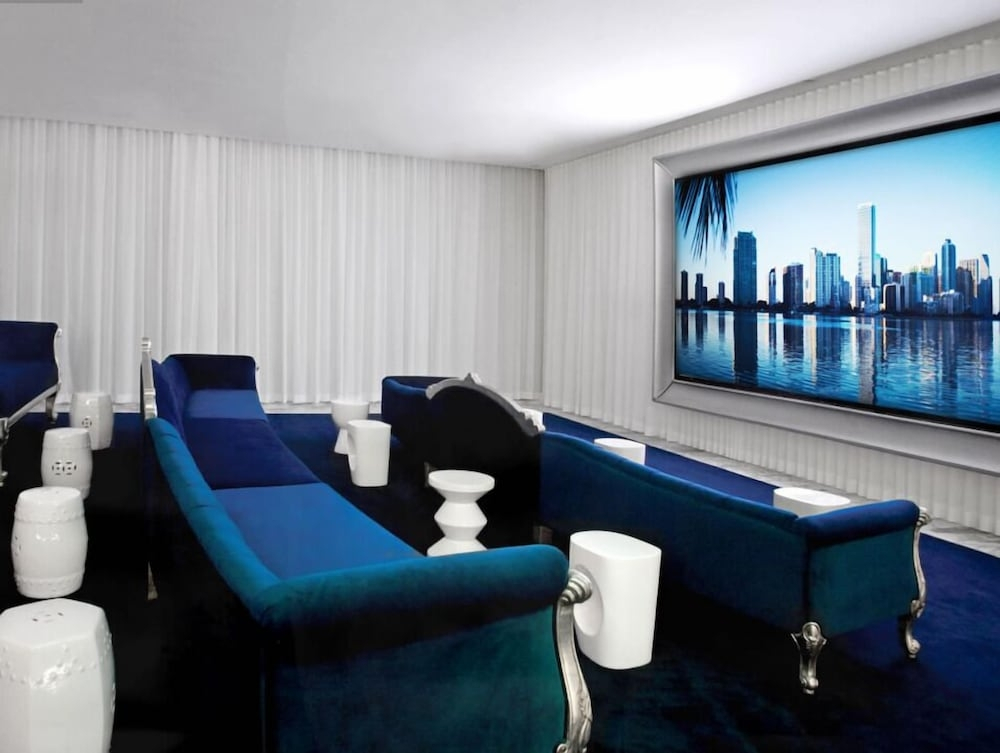 Luxury 2br Condo at Icon Brickell W — 4-Star Luxury Hotel in Miami, United States