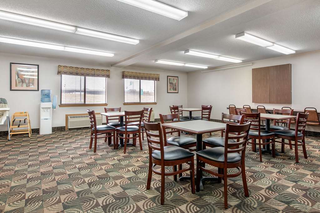 Quality Inn & Suites Lebanon I 65 - photo 30