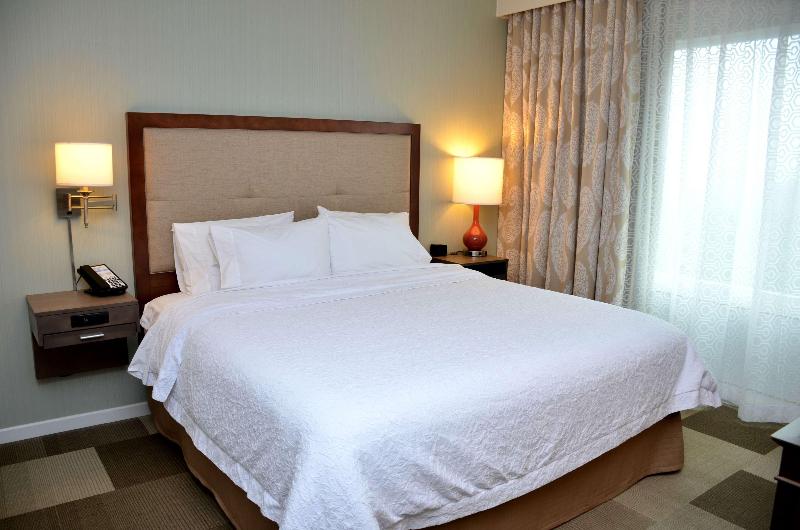 Hampton Inn & Suites Deland - photo 100