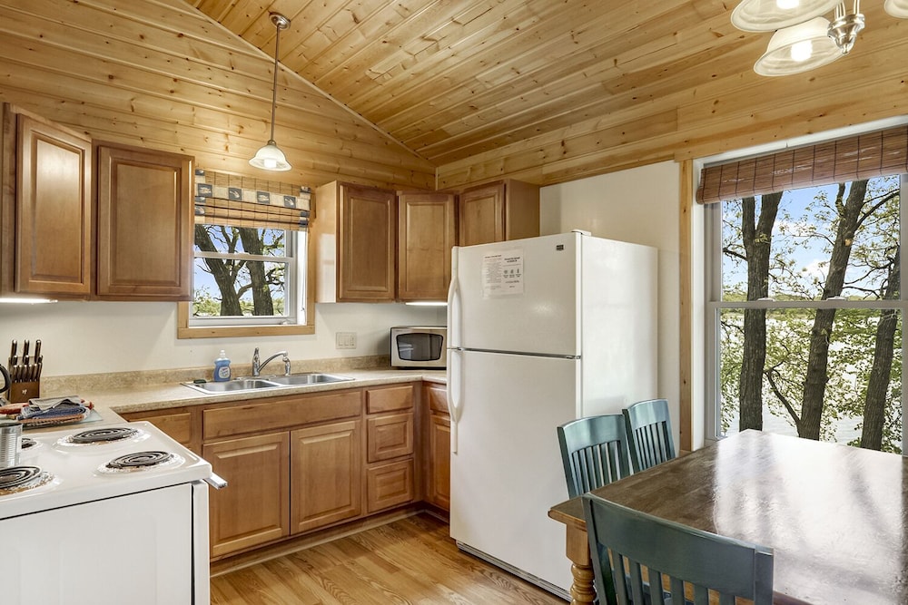 Swan Lake Resort & Campground - photo 11