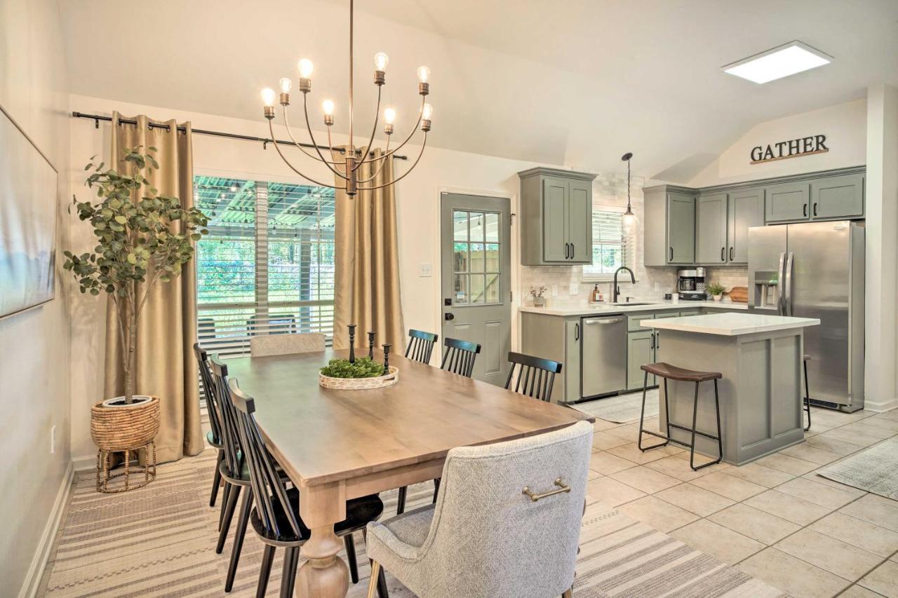 Charming Baton Rouge Retreat about 3 Mi to LSU in Baton Rouge, United States