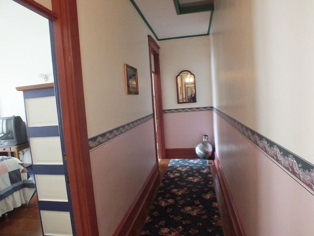 Historic Hotel Greybull - photo 18