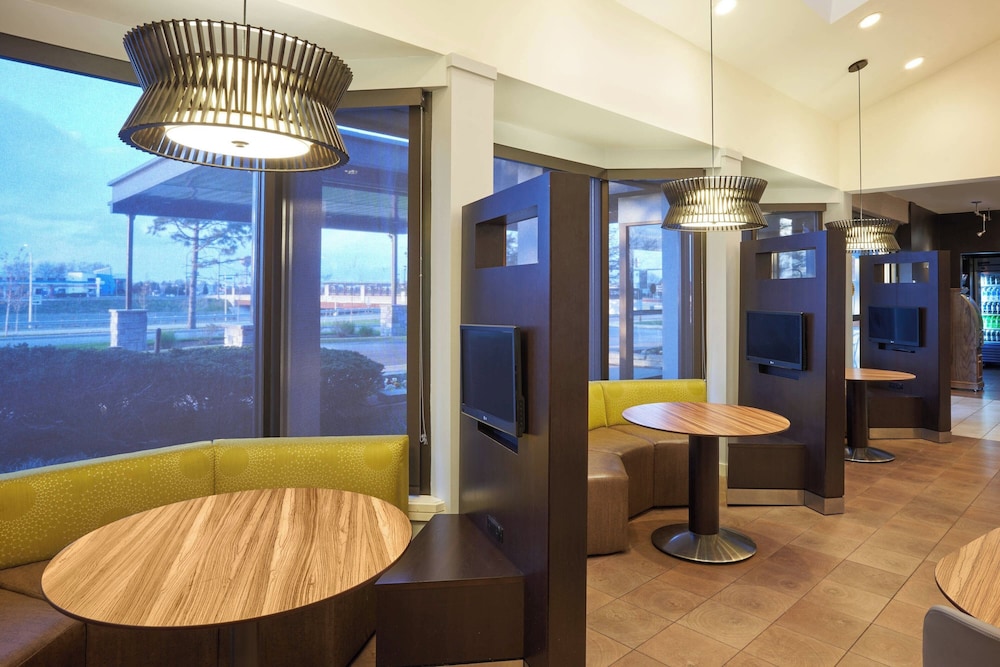 Courtyard by Marriott Chicago Wood Dale - photo 39