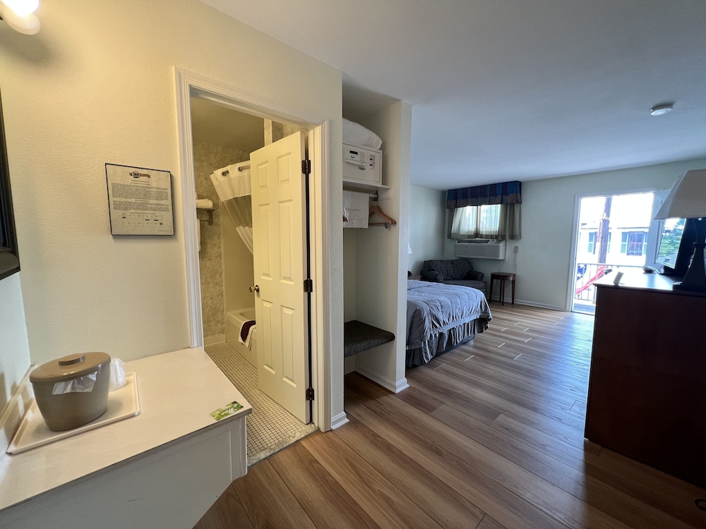Inn at Cemetery Hill - photo 32