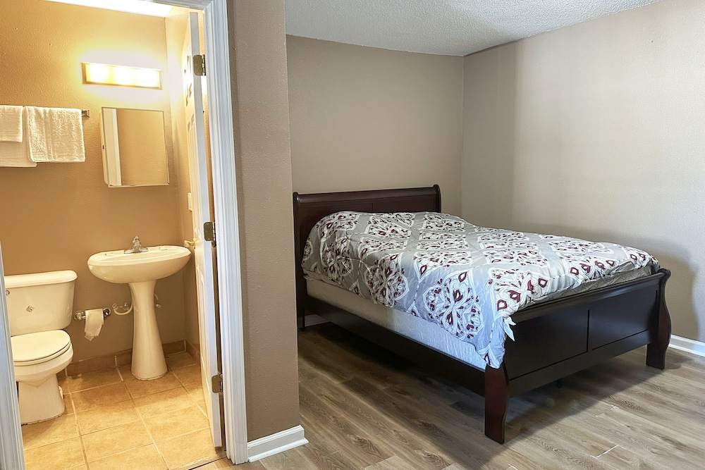Sparta Seven Motel By OYO near Milledgeville - photo 26