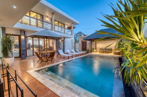 Modern 4Bd Villa Canggu Center 2 Min To & Finns Beach Club — 4-Star Luxury Hotel in Canggu, Indonesia