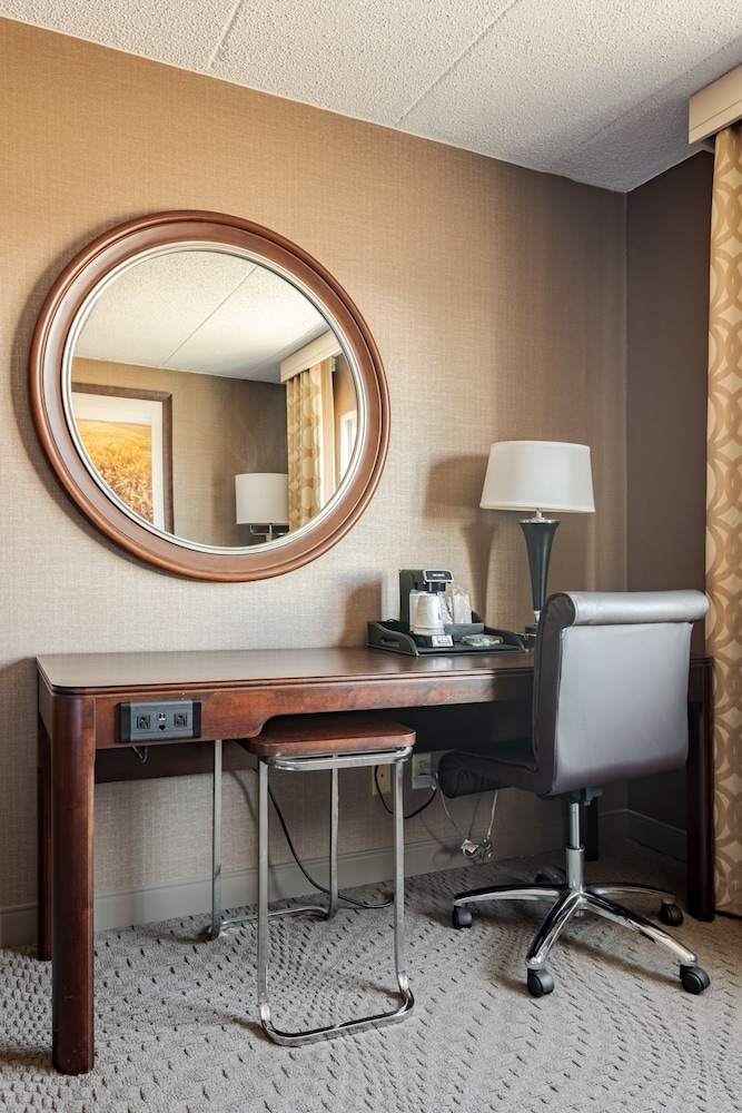 Wyndham Omaha West Dodge - photo 15